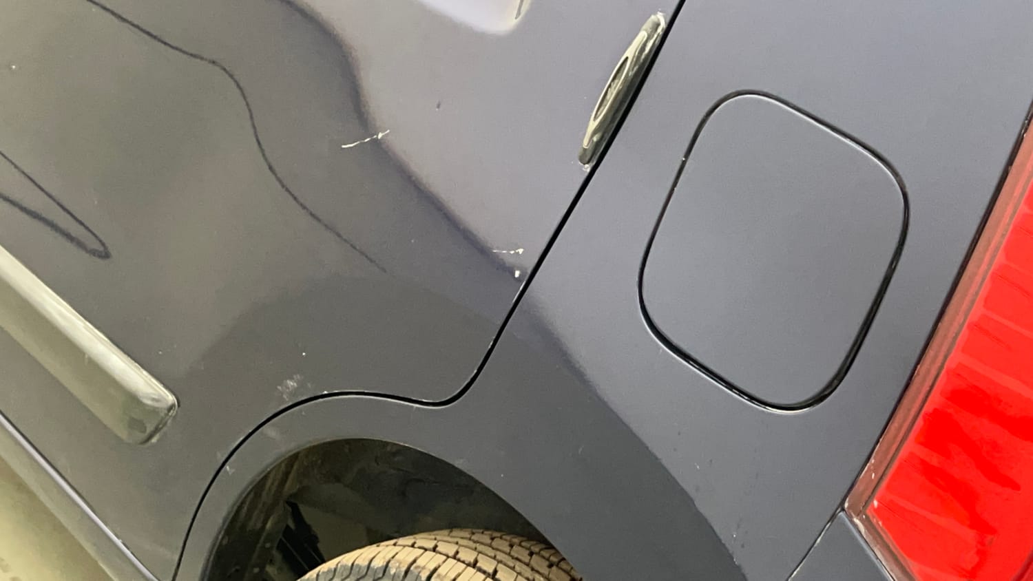 Used 2018 Maruti Suzuki Wagon R 1.0 VXI AMT Petrol Automatic dents MINOR DENT