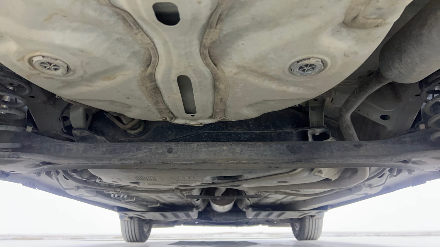 Used 2023 Maruti Suzuki Swift ZXi Plus AMT Petrol Automatic extra REAR UNDERBODY VIEW (TAKEN FROM REAR)