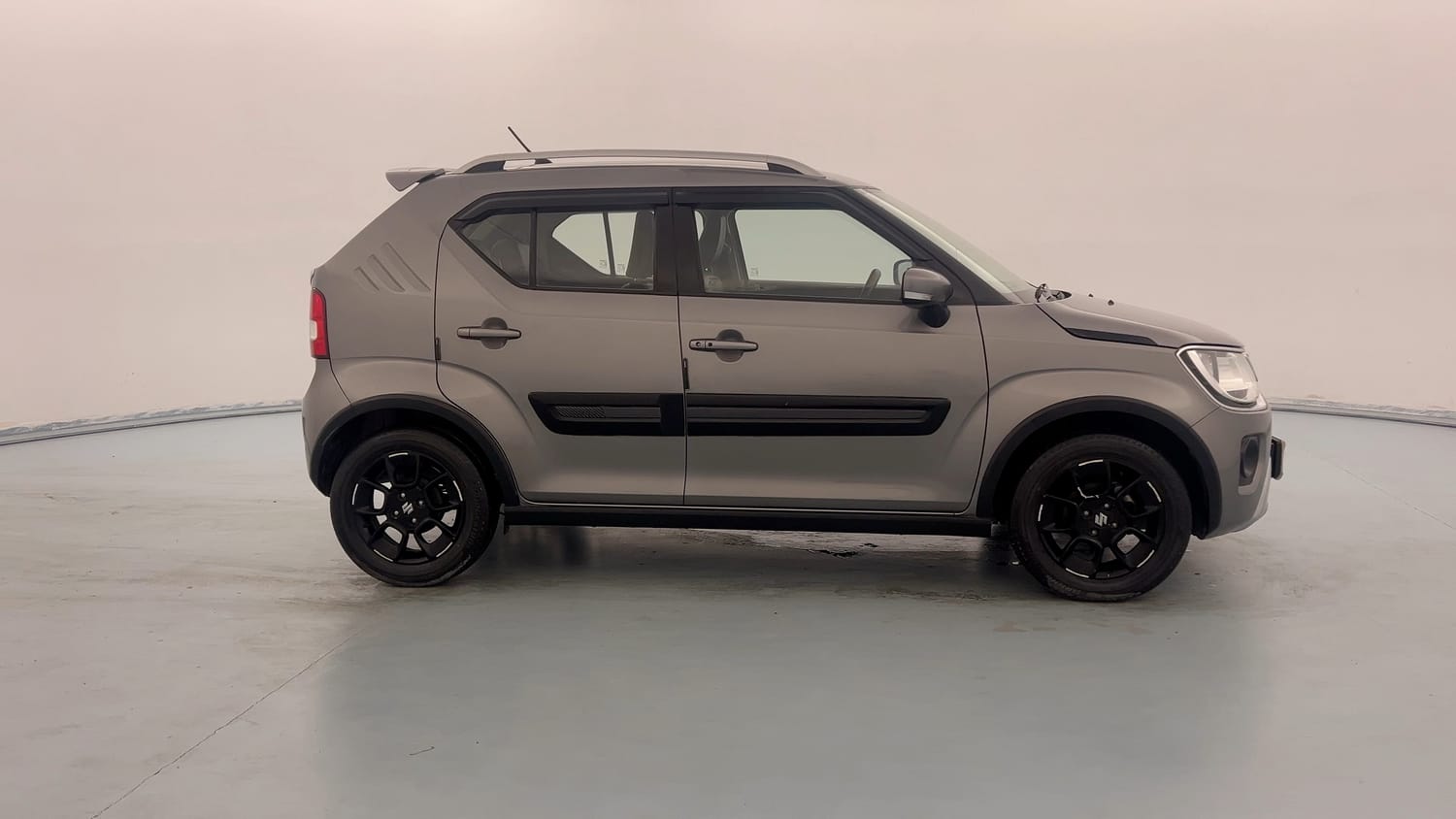 Used 2022 Maruti Suzuki Ignis Zeta 1.2 MT Petrol Manual exterior RIGHT SIDE VIEW