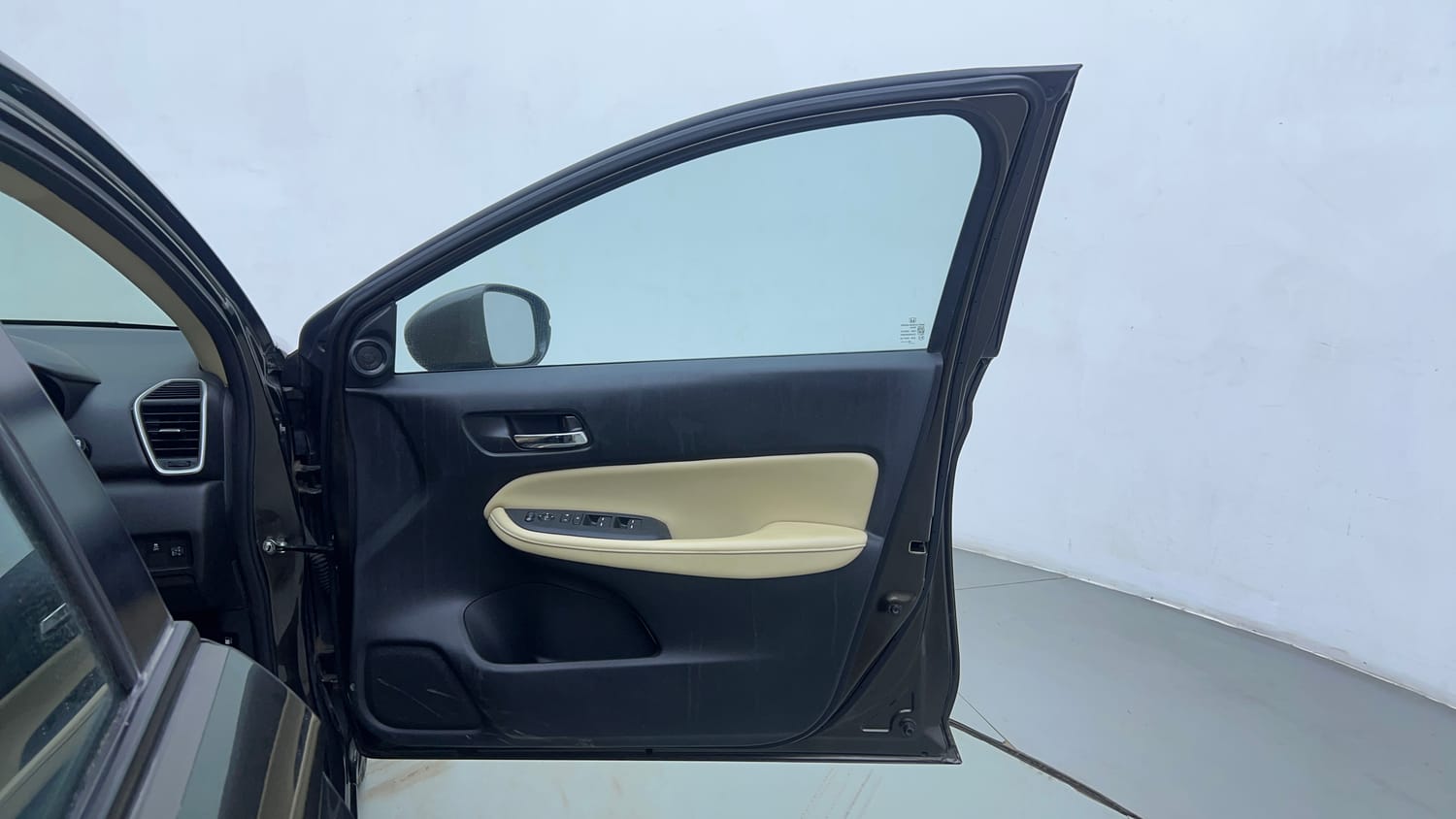 Used 2021 Honda City ZX CVT Petrol Petrol Automatic interior RIGHT FRONT DOOR OPEN VIEW