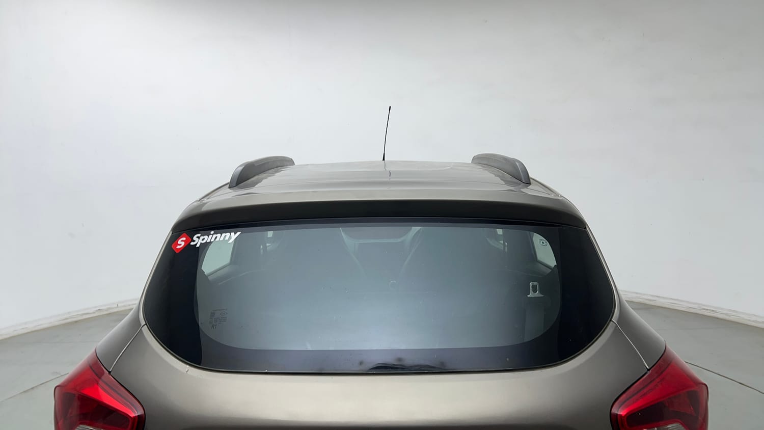Used 2017 Renault Kwid 1.0 RXL AMT Petrol Automatic exterior BACK WINDSHIELD VIEW