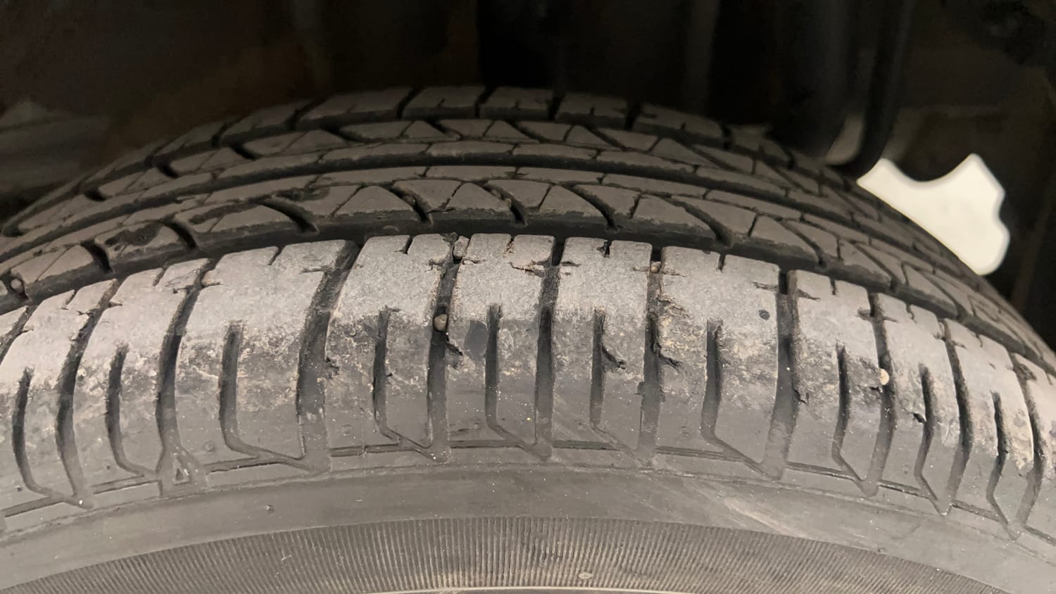 Used 2022 Tata Tiago XZ Plus CNG Cng Manual tyres LEFT REAR TYRE TREAD VIEW