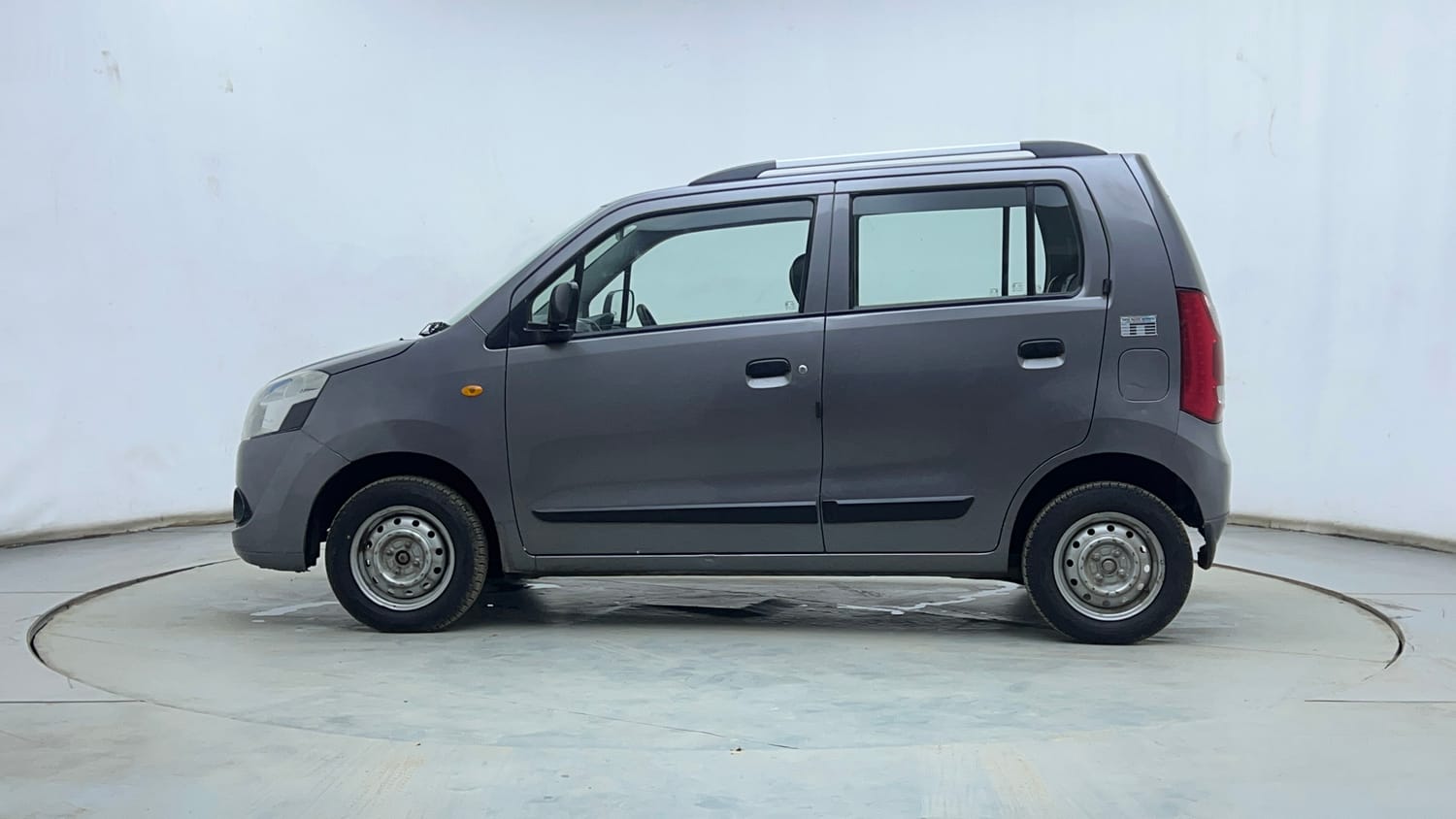 Used 2013 Maruti Suzuki Wagon R 1.0 LXI CNG (outside fitted) Cng Manual exterior LEFT SIDE VIEW