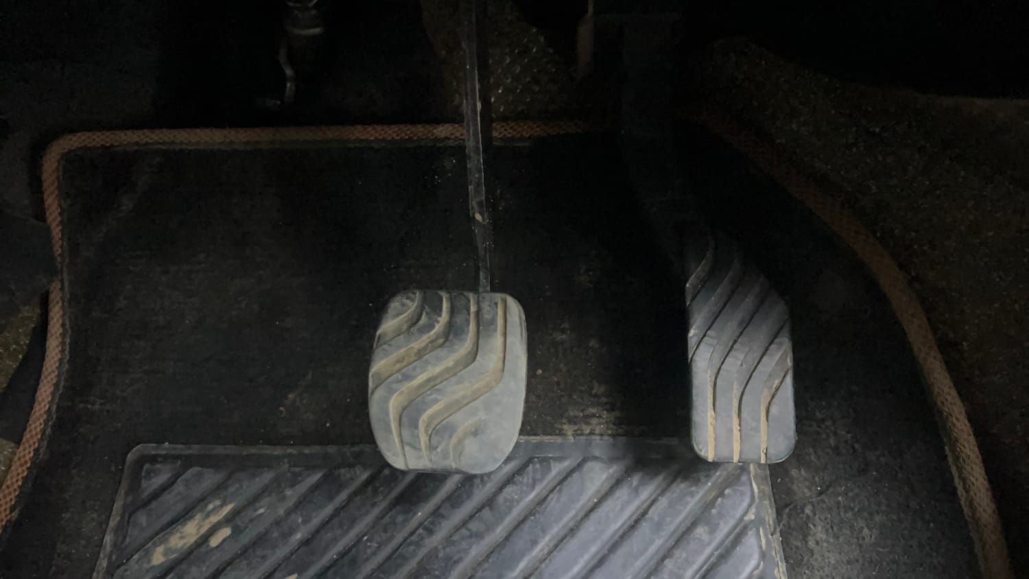 Used 2018 Renault Kwid CLIMBER 1.0 AMT Petrol Automatic interior PEDALS VIEW