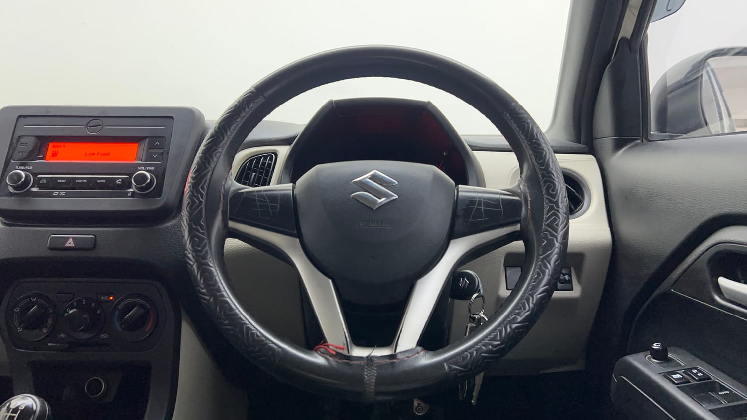 Used 2022 Maruti Suzuki Wagon R 1.0 VXi (O) 1.0 Petrol Manual interior STEERING VIEW