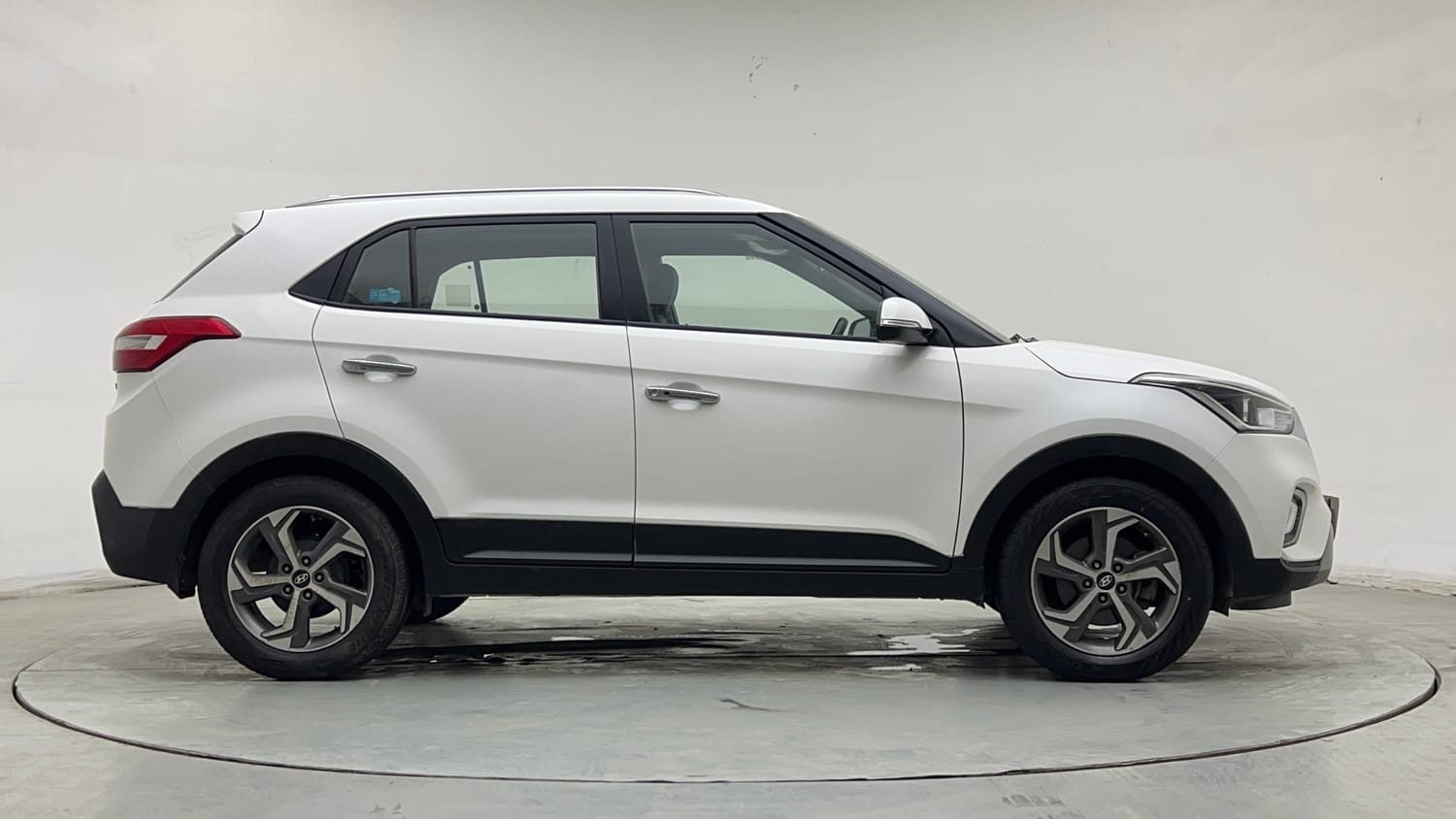 Used 2019 Hyundai Creta SX 1.6 AT CRDi Diesel Automatic exterior RIGHT SIDE VIEW