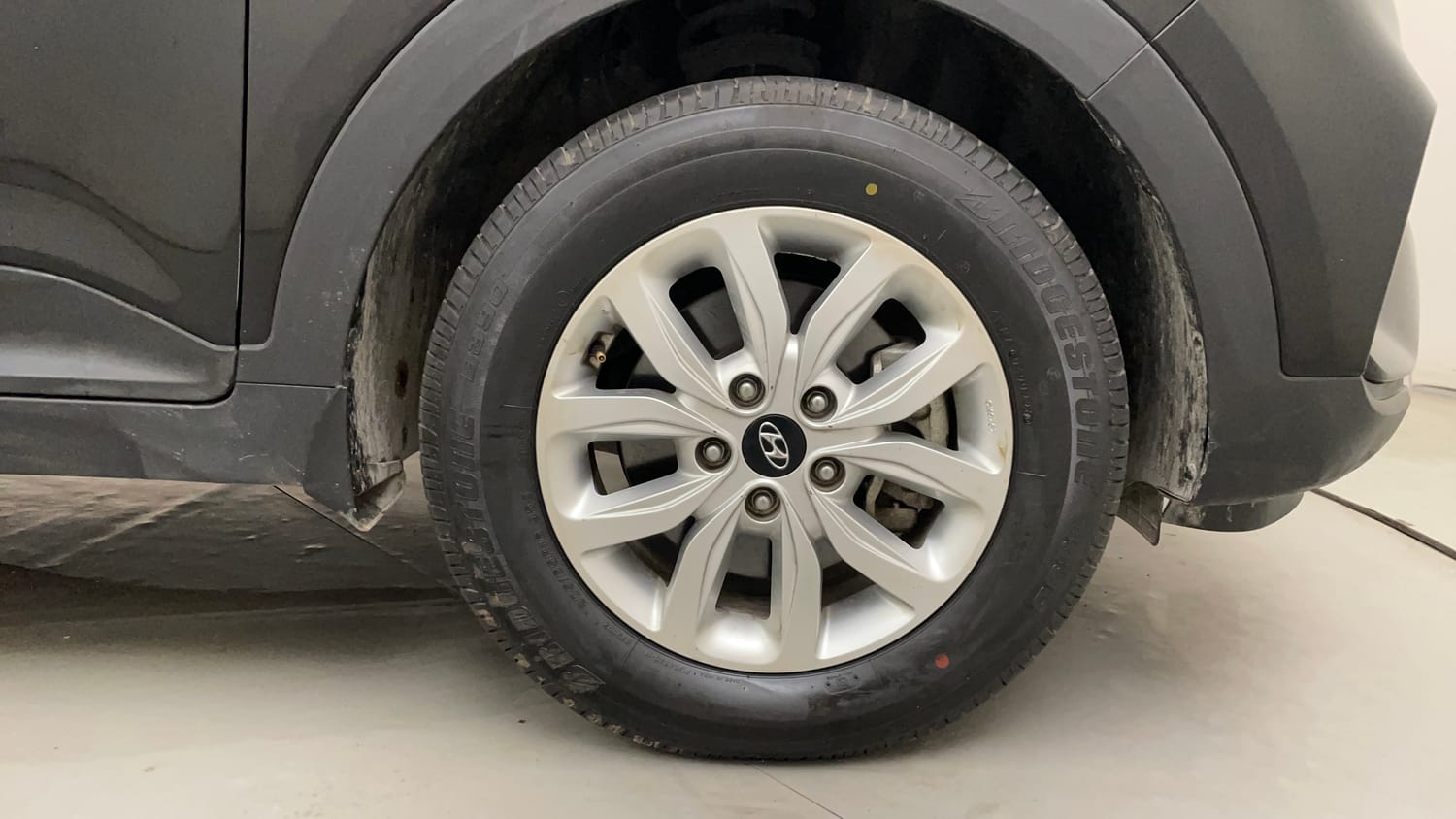 Used 2020 Hyundai Creta SX 1.6 Petrol Petrol Manual tyres RIGHT FRONT TYRE RIM VIEW