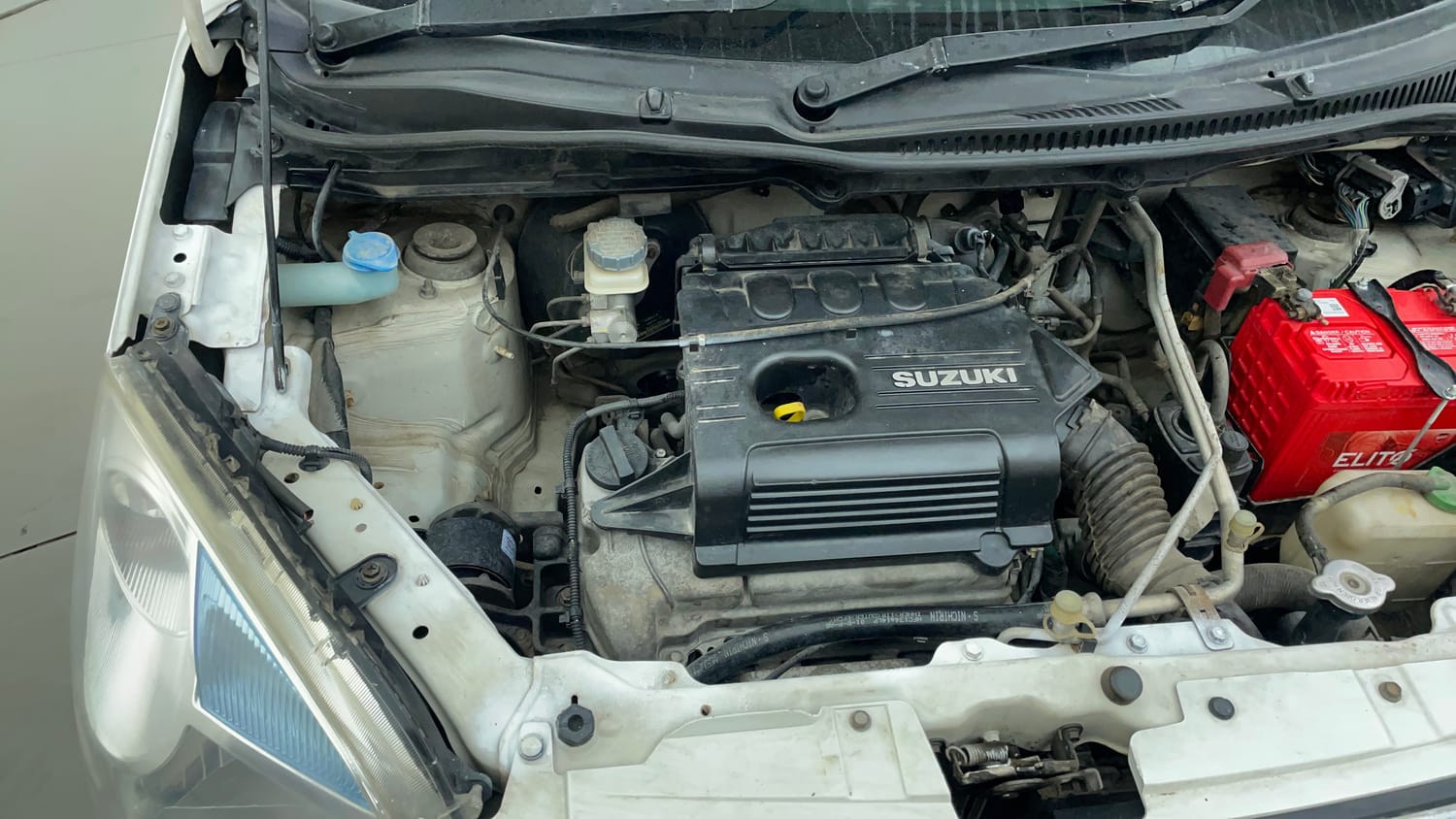 Used 2013 Maruti Suzuki Wagon R LXI Petrol Manual engine ENGINE RIGHT SIDE VIEW