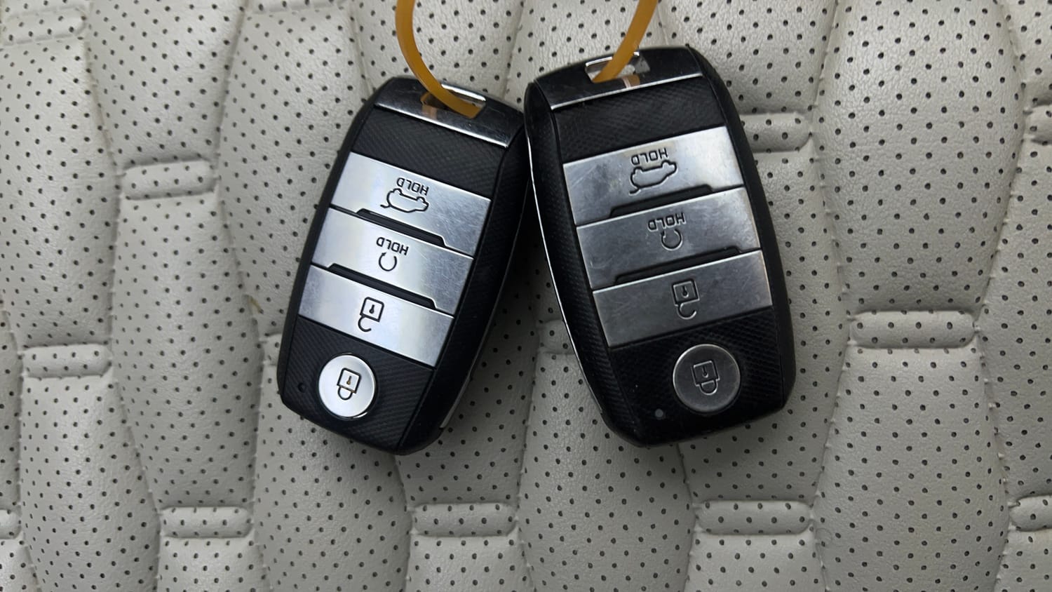 Used 2023 Kia Seltos HTX 1.5 Petrol Manual extra CAR KEY VIEW