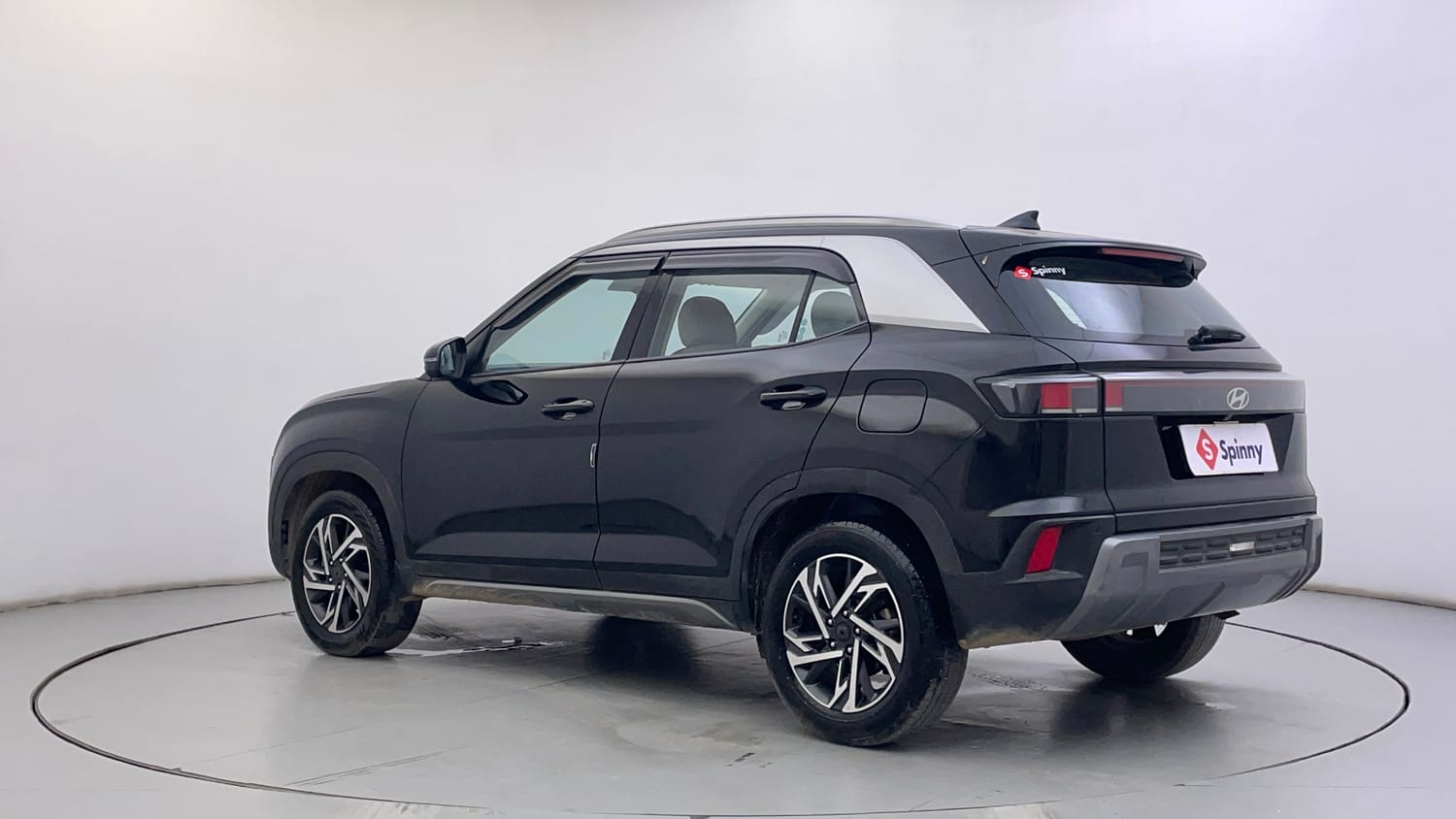 Used 2024 Hyundai Creta 1.5 MPi Petrol MT S Petrol Manual exterior LEFT REAR CORNER VIEW