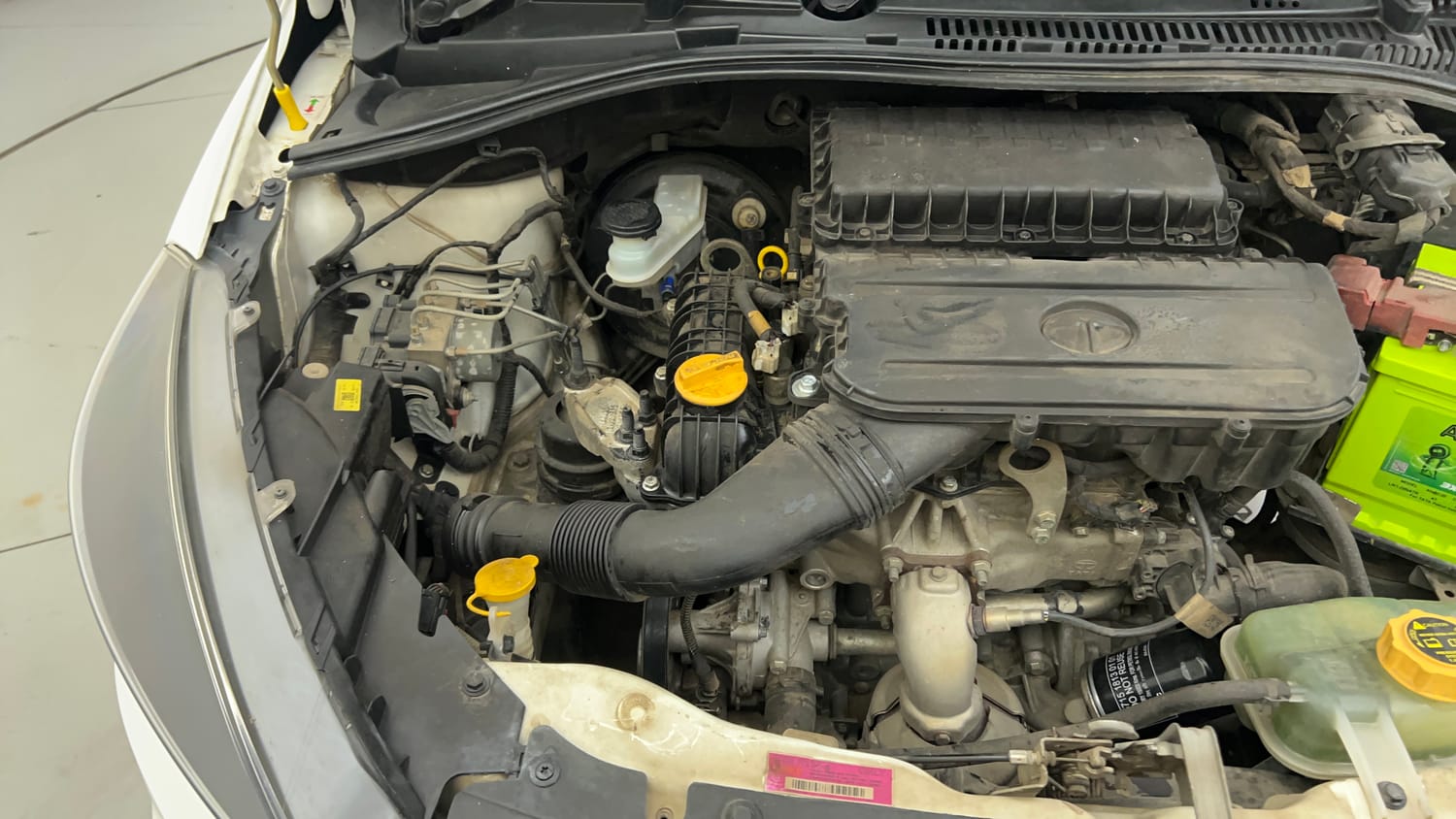 Used 2022 Tata Tiago XT CNG Cng Manual engine ENGINE RIGHT SIDE VIEW