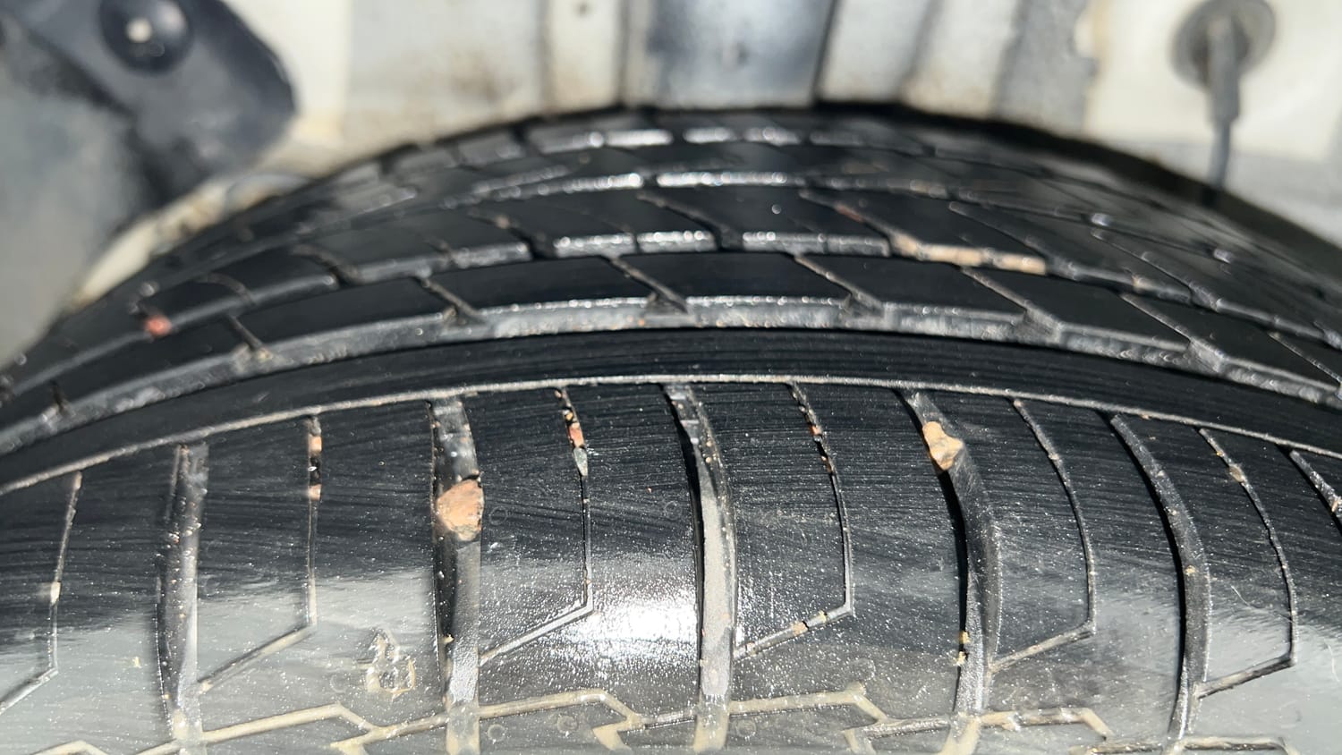Used 2015 Hyundai Elite i20 Asta 1.2 Petrol Manual tyres RIGHT REAR TYRE TREAD VIEW