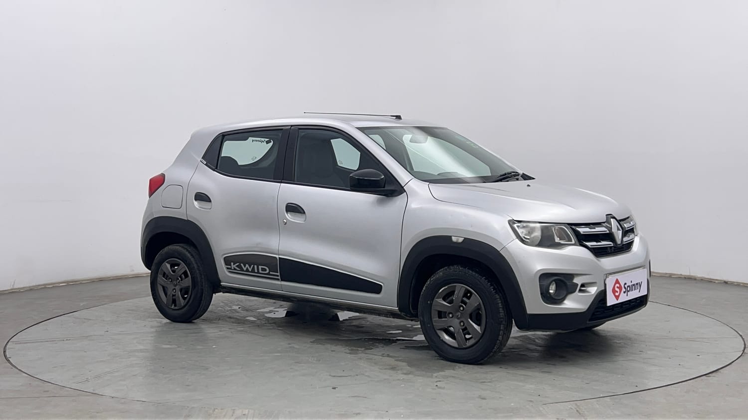 Used 2020 Renault Kwid RXT (O) 1.0 SCE Edition Petrol Manual exterior RIGHT FRONT CORNER VIEW