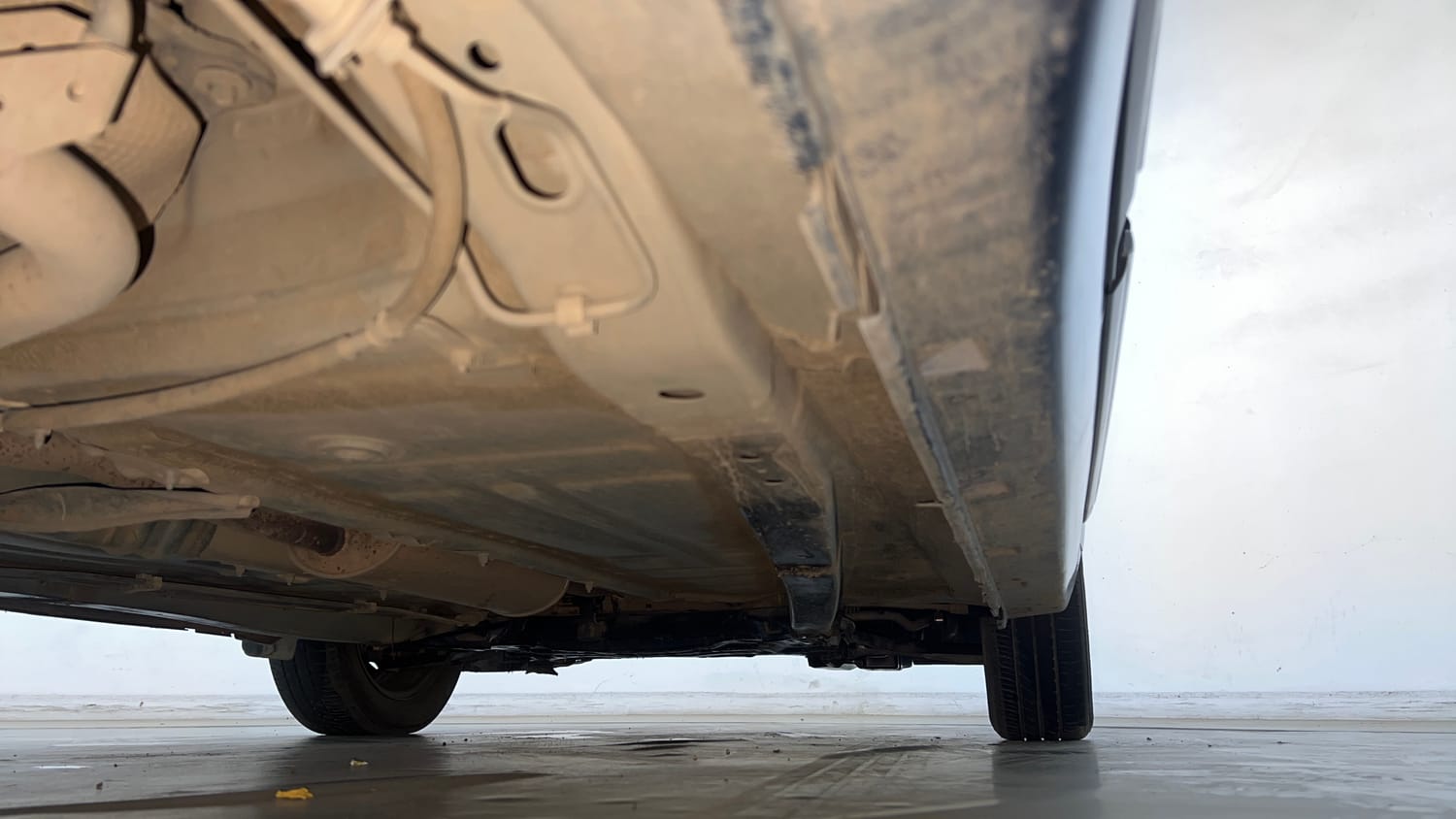 Used 2021 Maruti Suzuki Baleno Delta Petrol+CNG (Outside Fitted) Cng Manual extra REAR RIGHT UNDERBODY VIEW