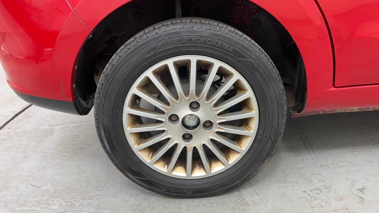 Used 2014 Tata Zest XMS Petrol Petrol Manual tyres RIGHT REAR TYRE RIM VIEW