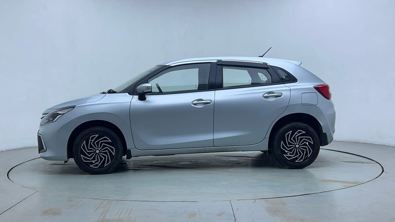 Used 2023 Toyota Glanza S AMT Petrol Automatic exterior LEFT SIDE VIEW