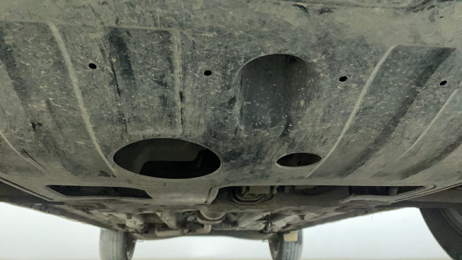 Used 2024 Hyundai Creta 1.5 MPi Petrol MT S Petrol Manual extra FRONT LEFT UNDERBODY VIEW