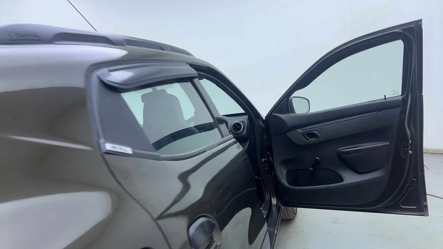 Used 2017 Renault Kwid RXL Petrol Manual interior RIGHT FRONT DOOR OPEN VIEW