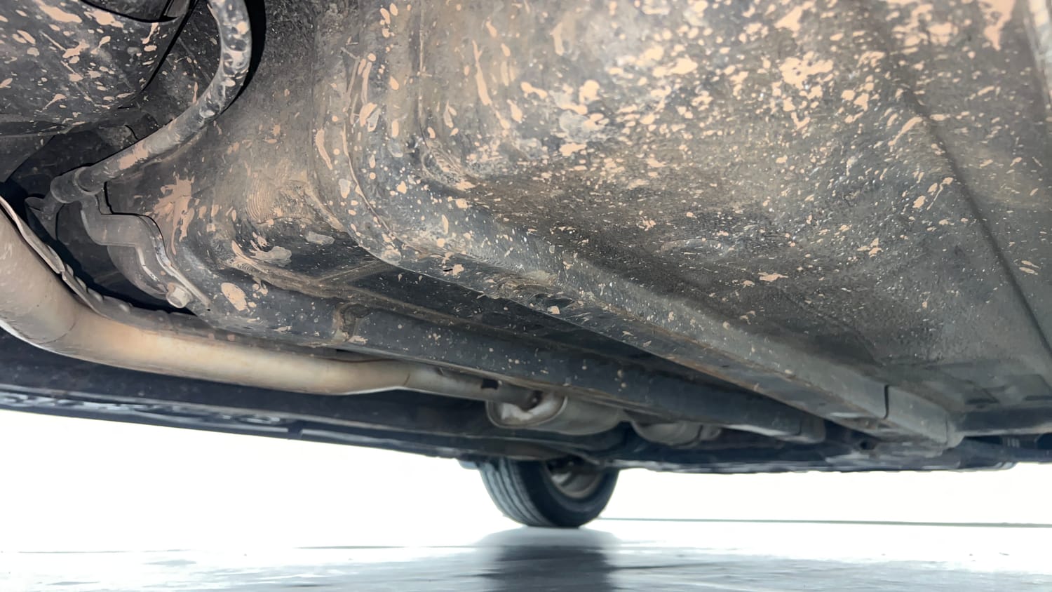 Used 2016 Hyundai Verna 1.6 VTVT S AT Petrol Automatic extra REAR RIGHT UNDERBODY VIEW