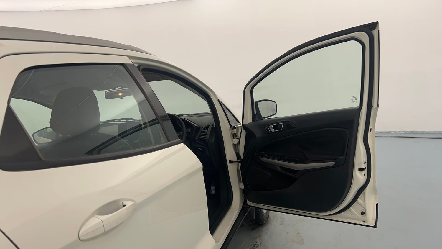 Used 2017 Ford EcoSport Titanium 1.5L Ti-VCT Petrol Manual interior RIGHT FRONT DOOR OPEN VIEW