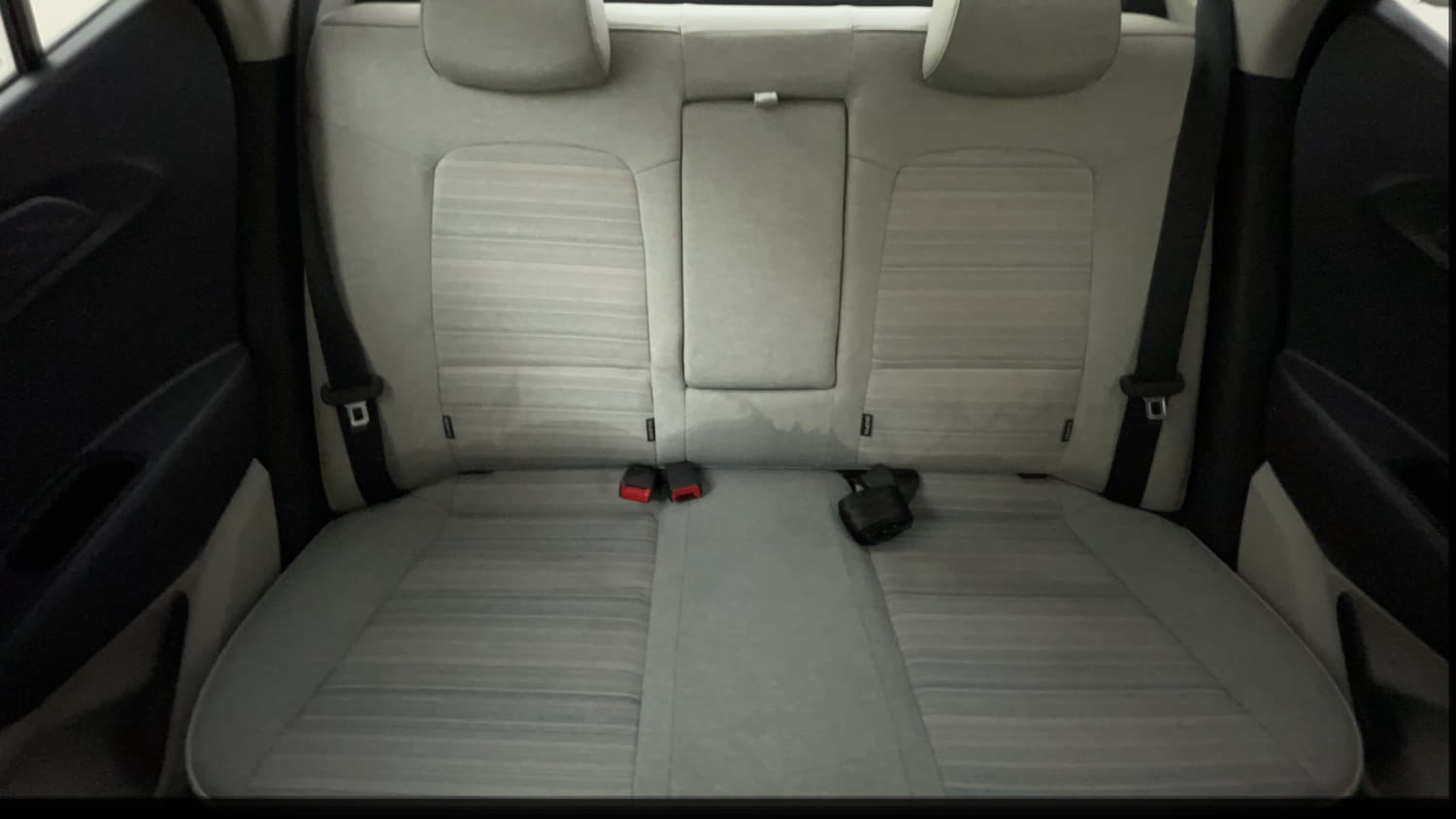 Used 2022 Hyundai Aura SX Plus 1.2 AMT Petrol Petrol Automatic interior REAR SEAT CONDITION VIEW