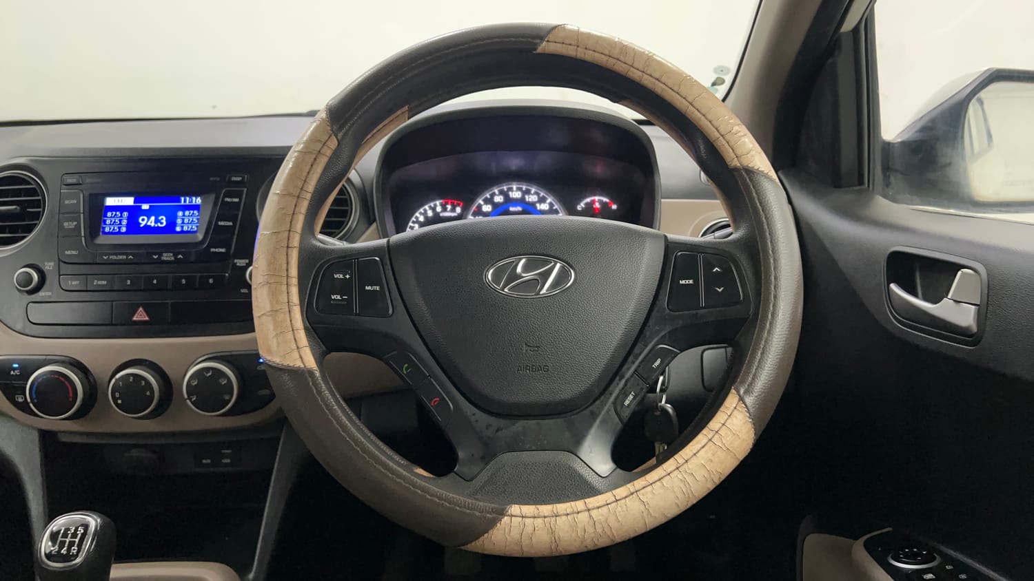Used 2016 Hyundai Grand i10 Sportz 1.2 Kappa VTVT Petrol Manual interior STEERING VIEW