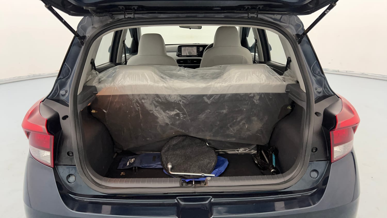Used 2023 Hyundai Grand i10 Nios Sportz 1.2 Kappa VTVT Petrol Manual interior DICKY INSIDE VIEW