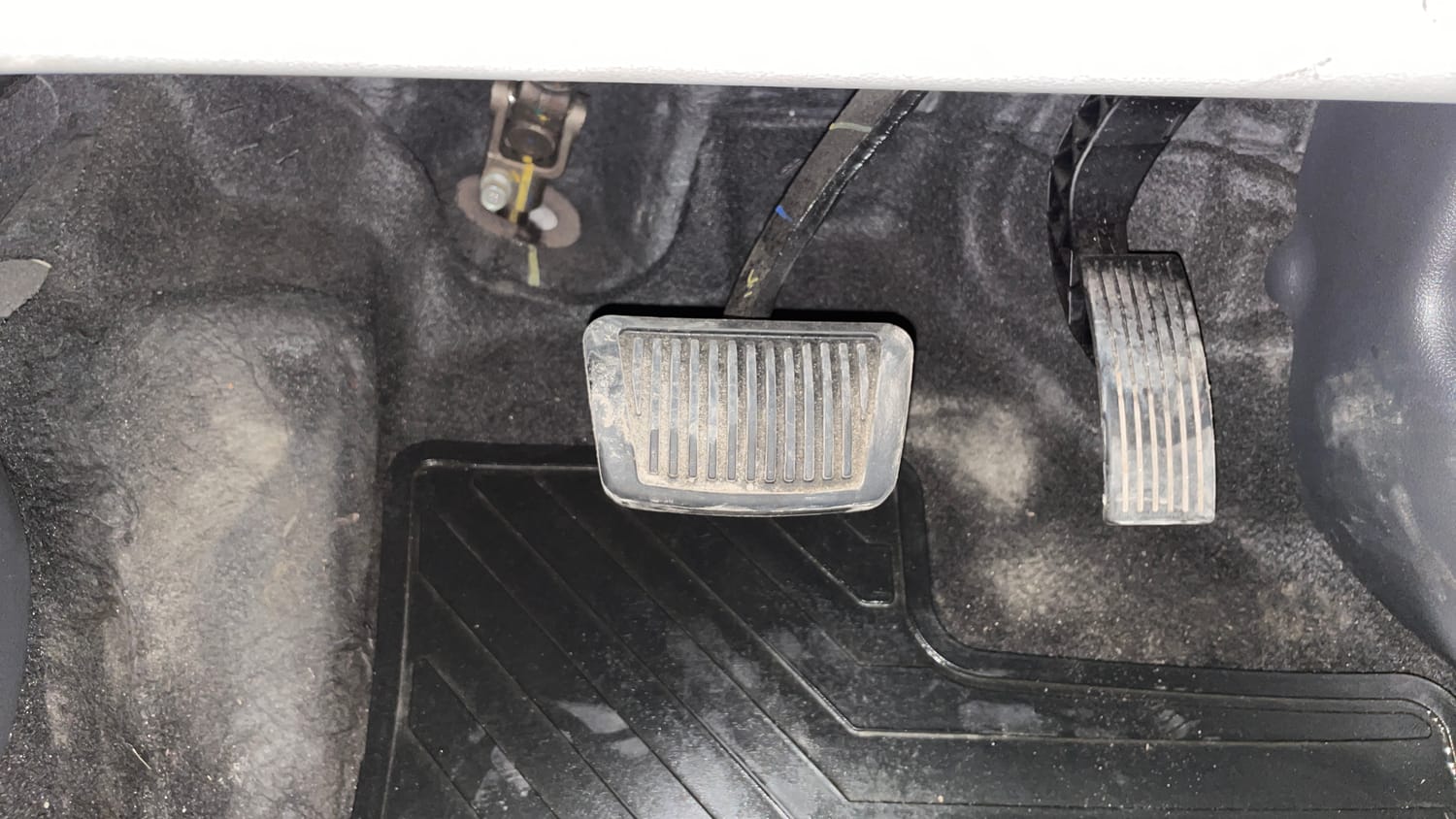 Used 2022 Hyundai Aura SX Plus 1.2 AMT Petrol Petrol Automatic interior PEDALS VIEW
