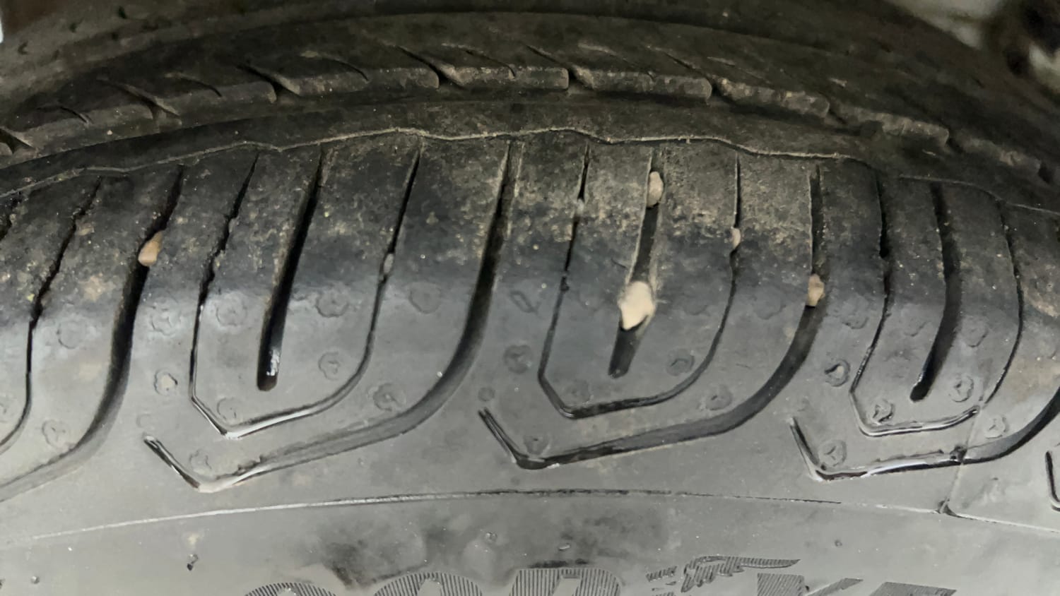 Used 2022 Tata Tiago XT CNG Cng Manual tyres RIGHT REAR TYRE TREAD VIEW