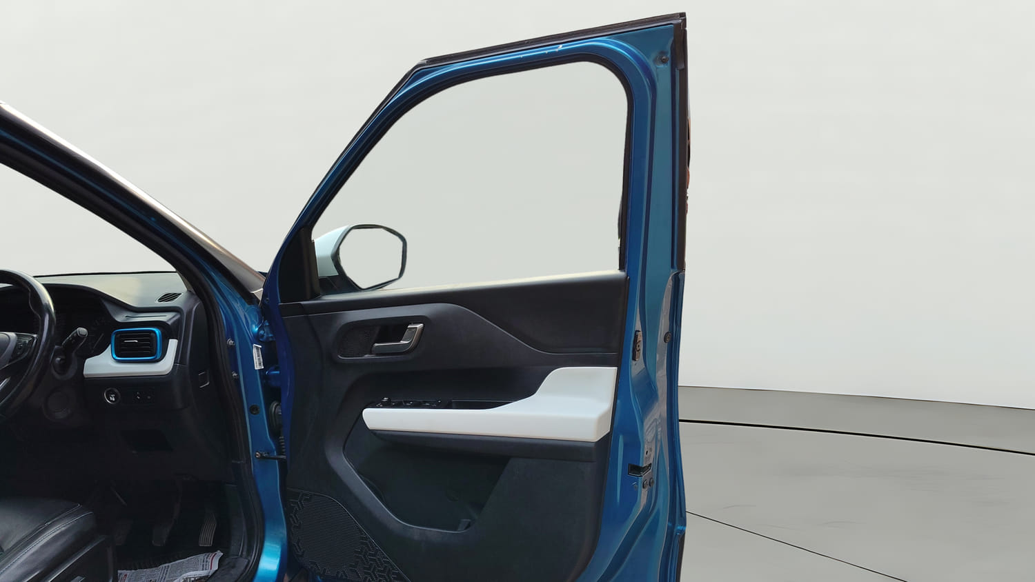 Used 2025 Tata Punch Creative Dual Tone Petrol Manual interior RIGHT FRONT DOOR OPEN VIEW