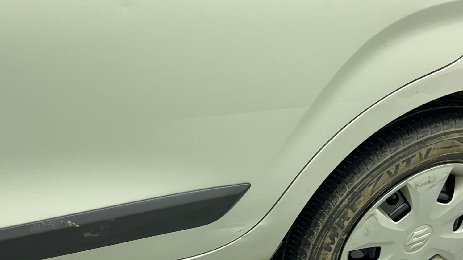 Used 2022 Maruti Suzuki Wagon R 1.0 VXi (O) 1.0 Petrol Manual dents MINOR DENT