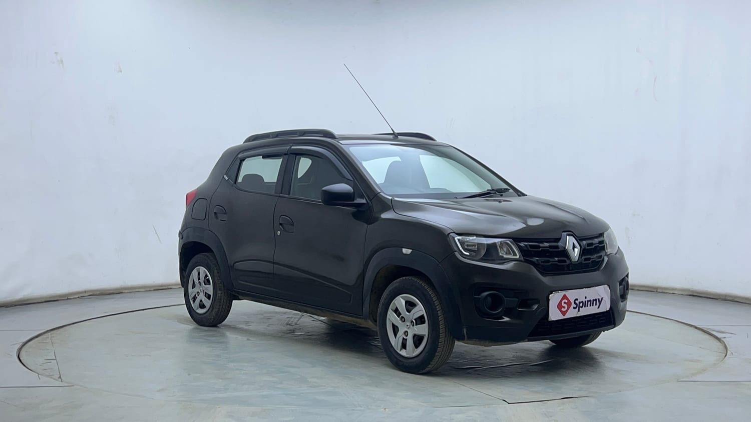 Used 2017 Renault Kwid RXL Petrol Manual exterior RIGHT FRONT CORNER VIEW
