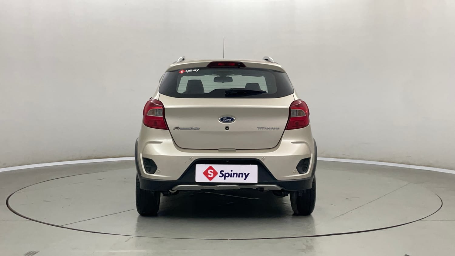 Used 2018 Ford Freestyle Titanium 1.2 Ti-VCT Petrol Manual exterior BACK VIEW