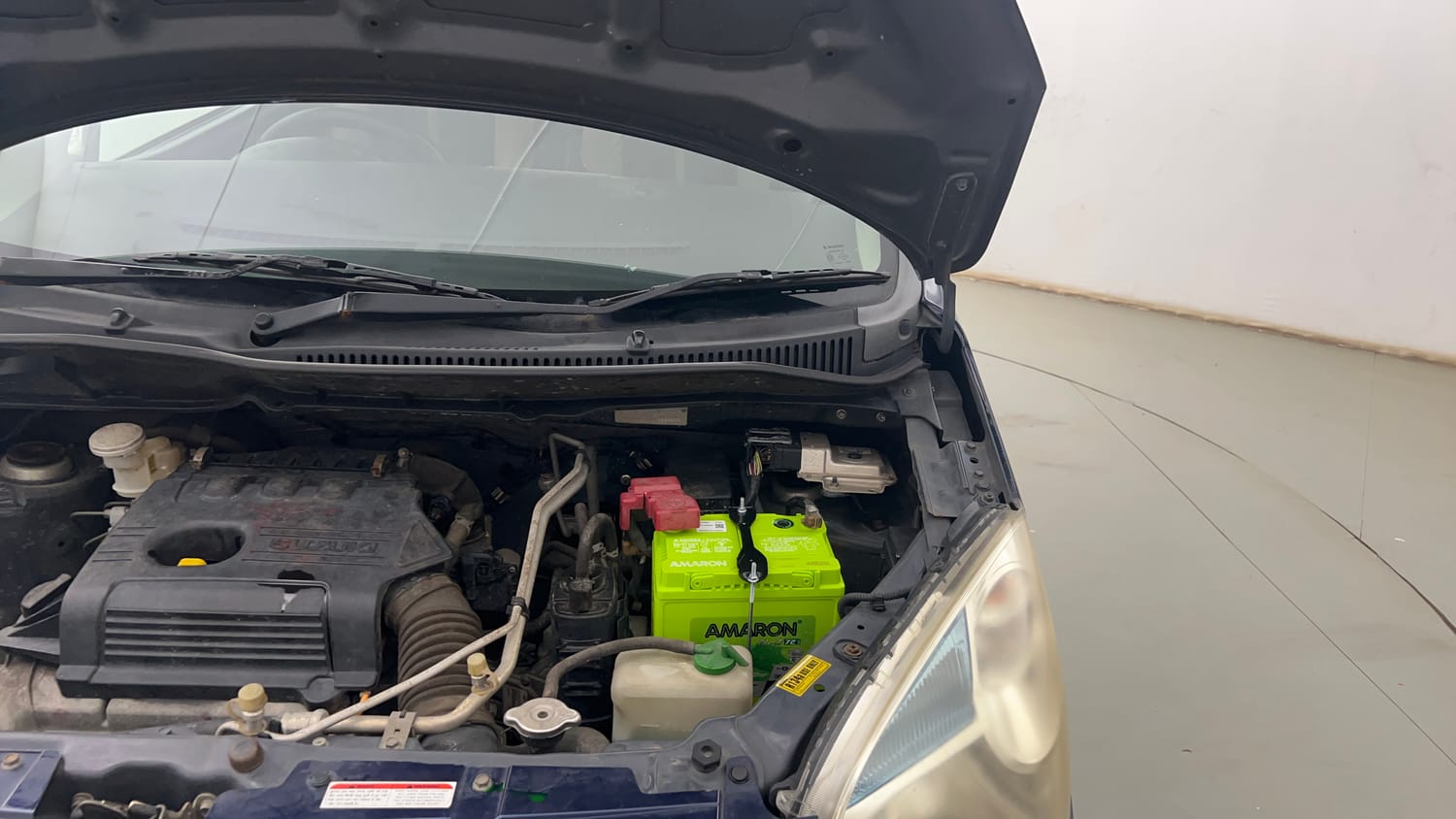 Used 2018 Maruti Suzuki Wagon R 1.0 VXI AMT Petrol Automatic engine ENGINE LEFT SIDE HINGE & APRON VIEW