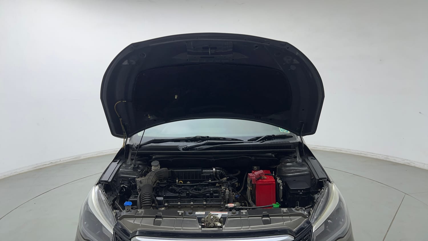 Used 2020 Maruti Suzuki Ciaz Alpha 1.5 AT Petrol Automatic engine ENGINE & BONNET OPEN FRONT VIEW