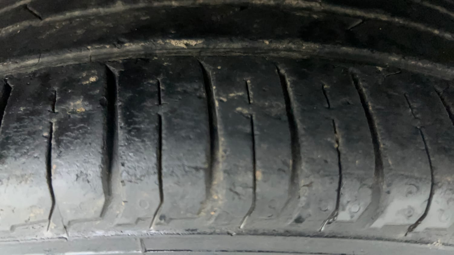 Used 2019 hyundai Venue SX 1.0 Turbo Petrol Petrol Manual tyres RIGHT FRONT TYRE TREAD VIEW