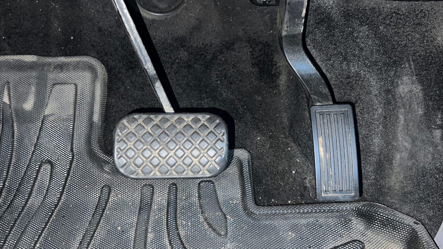 Used 2025 MG Motors Comet EV Exclusive FC Electric Automatic interior PEDALS VIEW