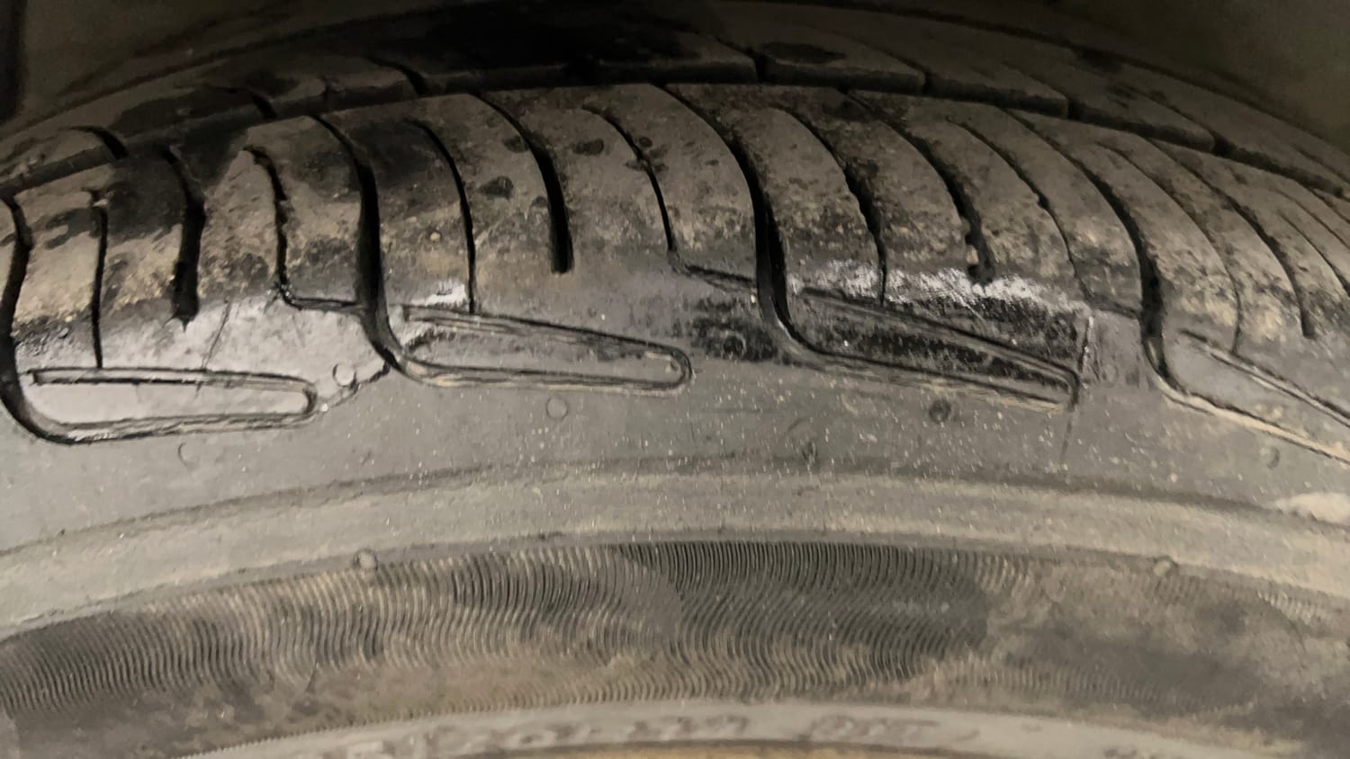 Used 2018 Hyundai Xcent SX 1.1 CRDi Diesel Manual tyres RIGHT REAR TYRE TREAD VIEW