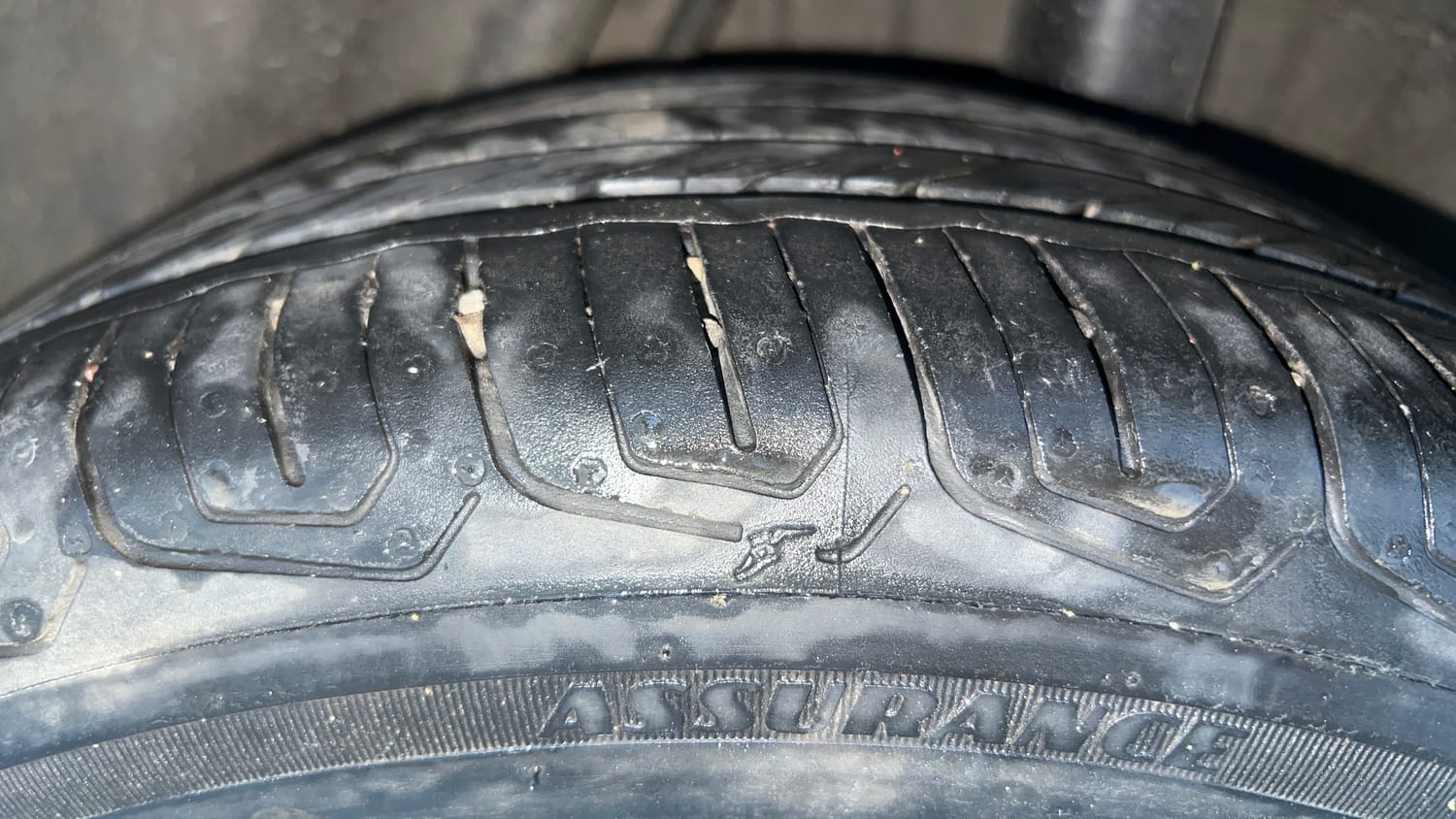 Used 2017 Honda City ZX CVT Petrol Petrol Automatic tyres LEFT REAR TYRE TREAD VIEW