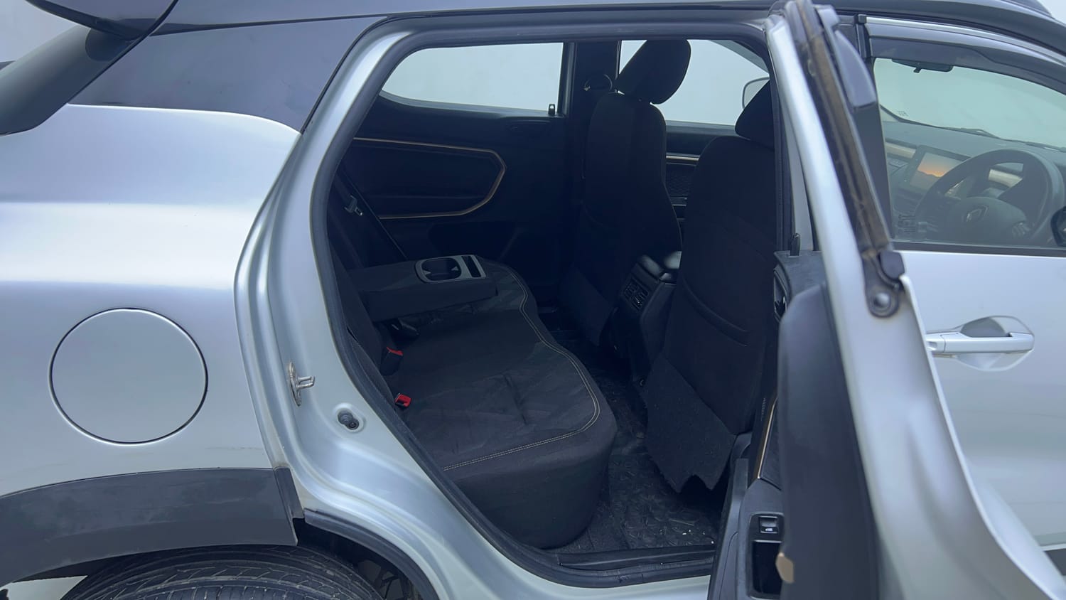 Used 2021 Renault Kiger RXT 1.0 Turbo MT Petrol Manual interior RIGHT SIDE REAR DOOR CABIN VIEW