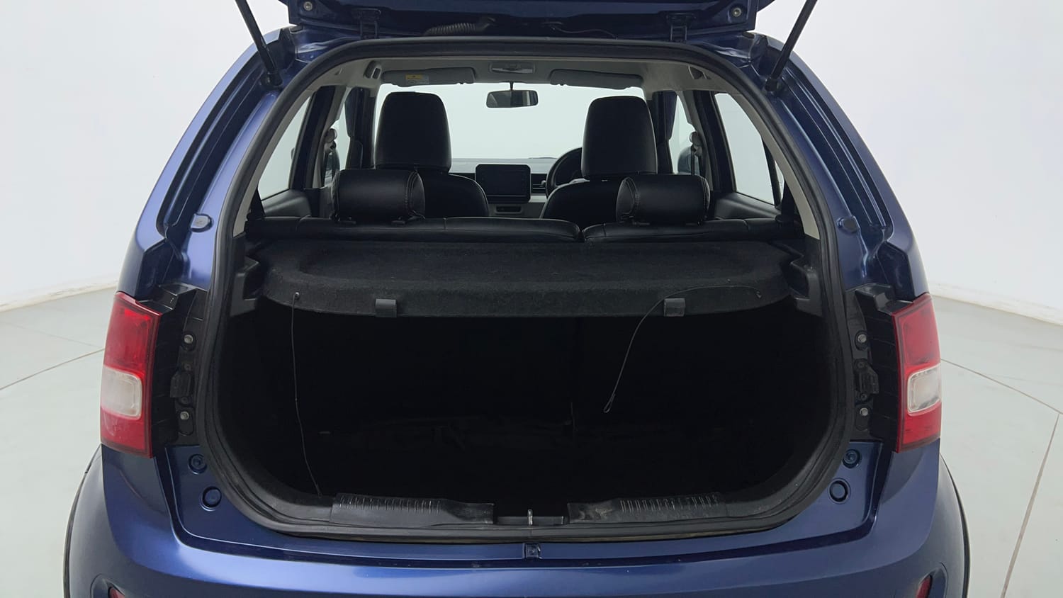Used 2020 Maruti Suzuki Ignis Zeta 1.2 MT Petrol Manual interior DICKY INSIDE VIEW