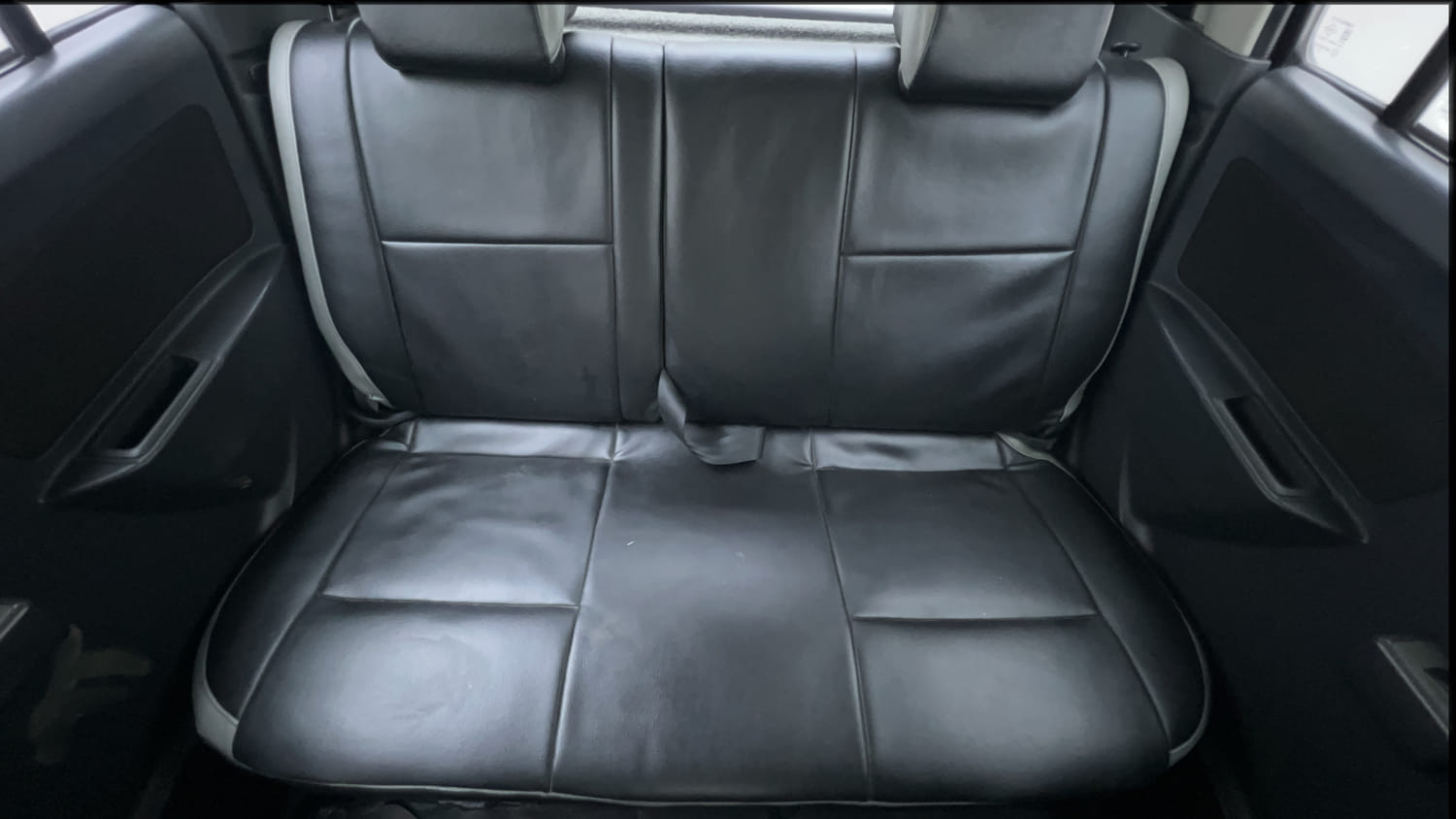 Used 2013 Maruti Suzuki Wagon R 1.0 LXI CNG (outside fitted) Cng Manual interior REAR SEAT CONDITION VIEW