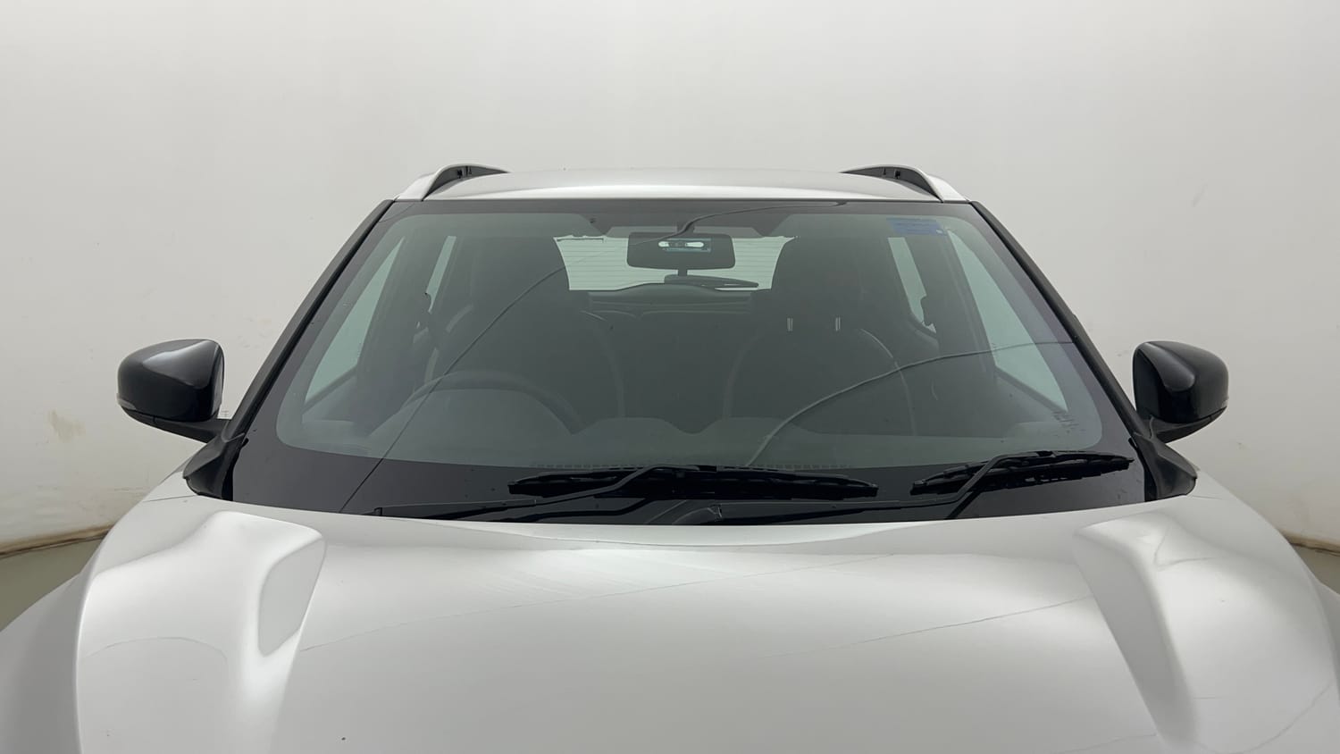 Used 2021 Nissan Magnite XV Petrol Manual exterior FRONT WINDSHIELD VIEW