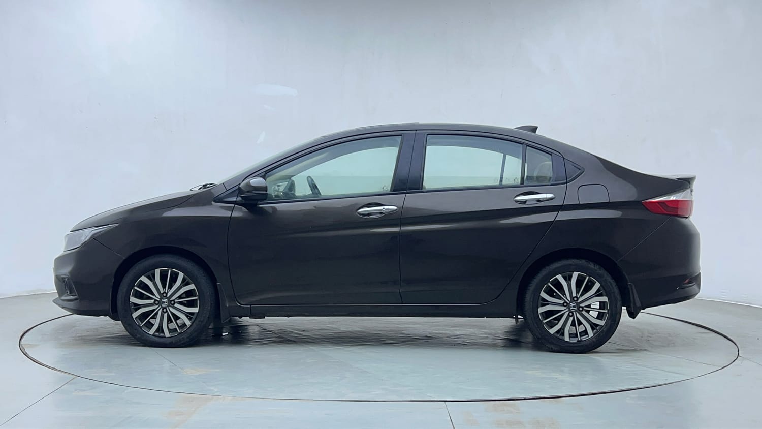 Used 2017 Honda City ZX CVT Petrol Petrol Automatic exterior LEFT SIDE VIEW