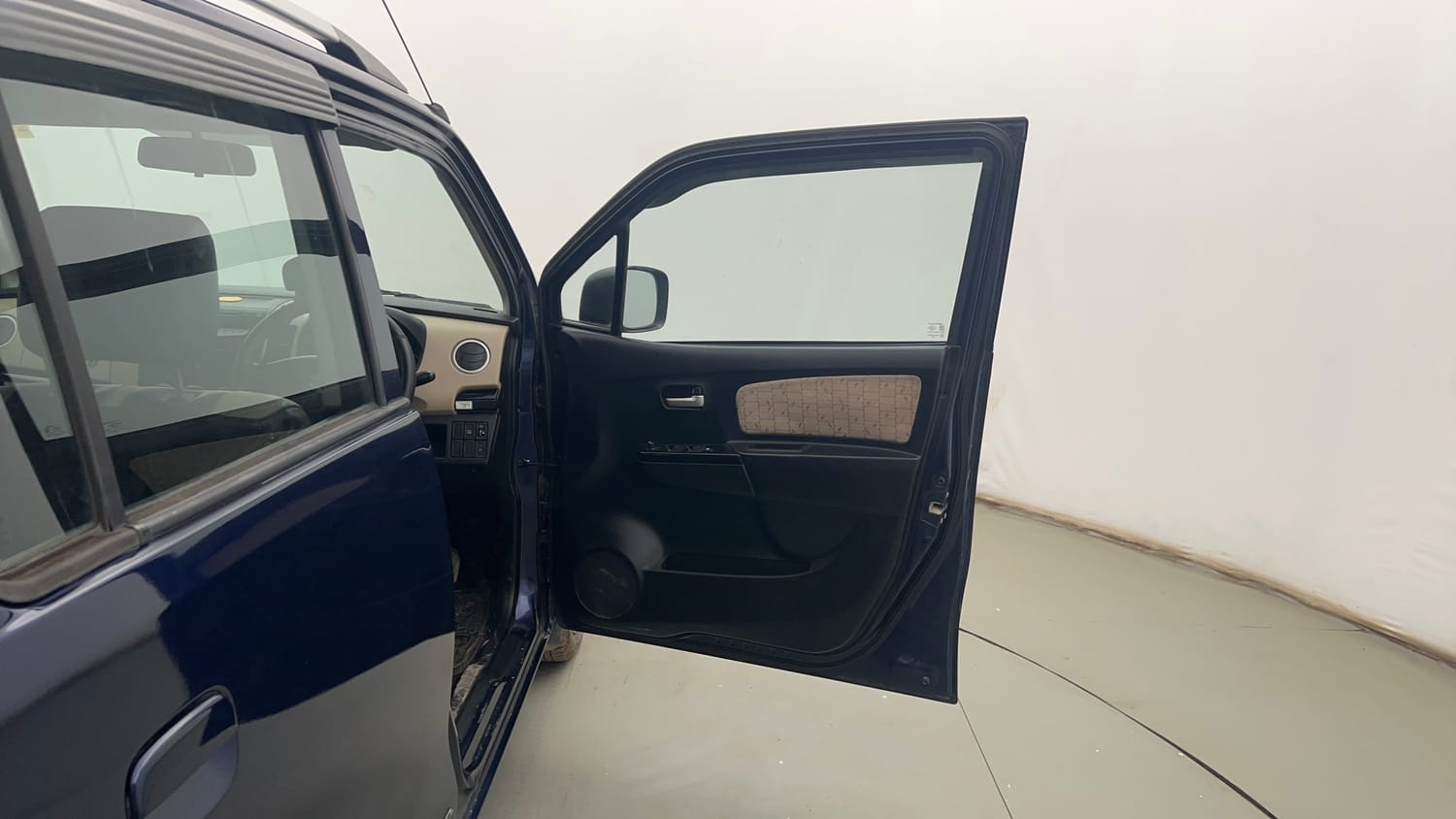 Used 2018 Maruti Suzuki Wagon R 1.0 VXI AMT Petrol Automatic interior RIGHT FRONT DOOR OPEN VIEW
