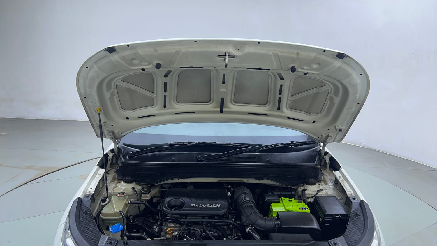 Used 2019 Hyundai Venue SX Plus 1.0 Turbo DCT Petrol Automatic engine ENGINE & BONNET OPEN FRONT VIEW