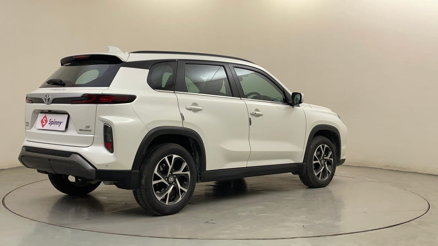 Used 2025 Toyota Urban Cruiser Hyryder G (O) AT NeoDrive Petrol Automatic exterior RIGHT REAR CORNER VIEW
