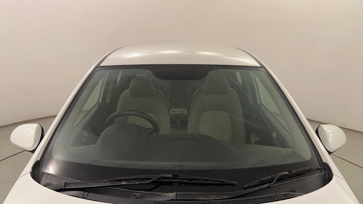 Used 2018 Hyundai Xcent SX 1.1 CRDi Diesel Manual exterior FRONT WINDSHIELD VIEW
