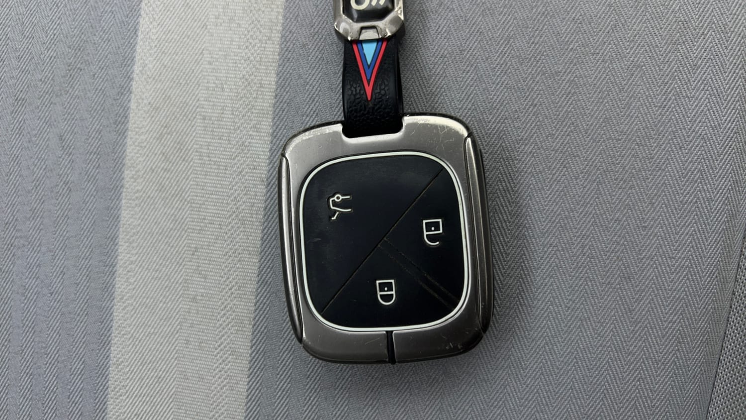 Used 2025 MG Motors Comet EV Exclusive FC Electric Automatic extra CAR KEY VIEW