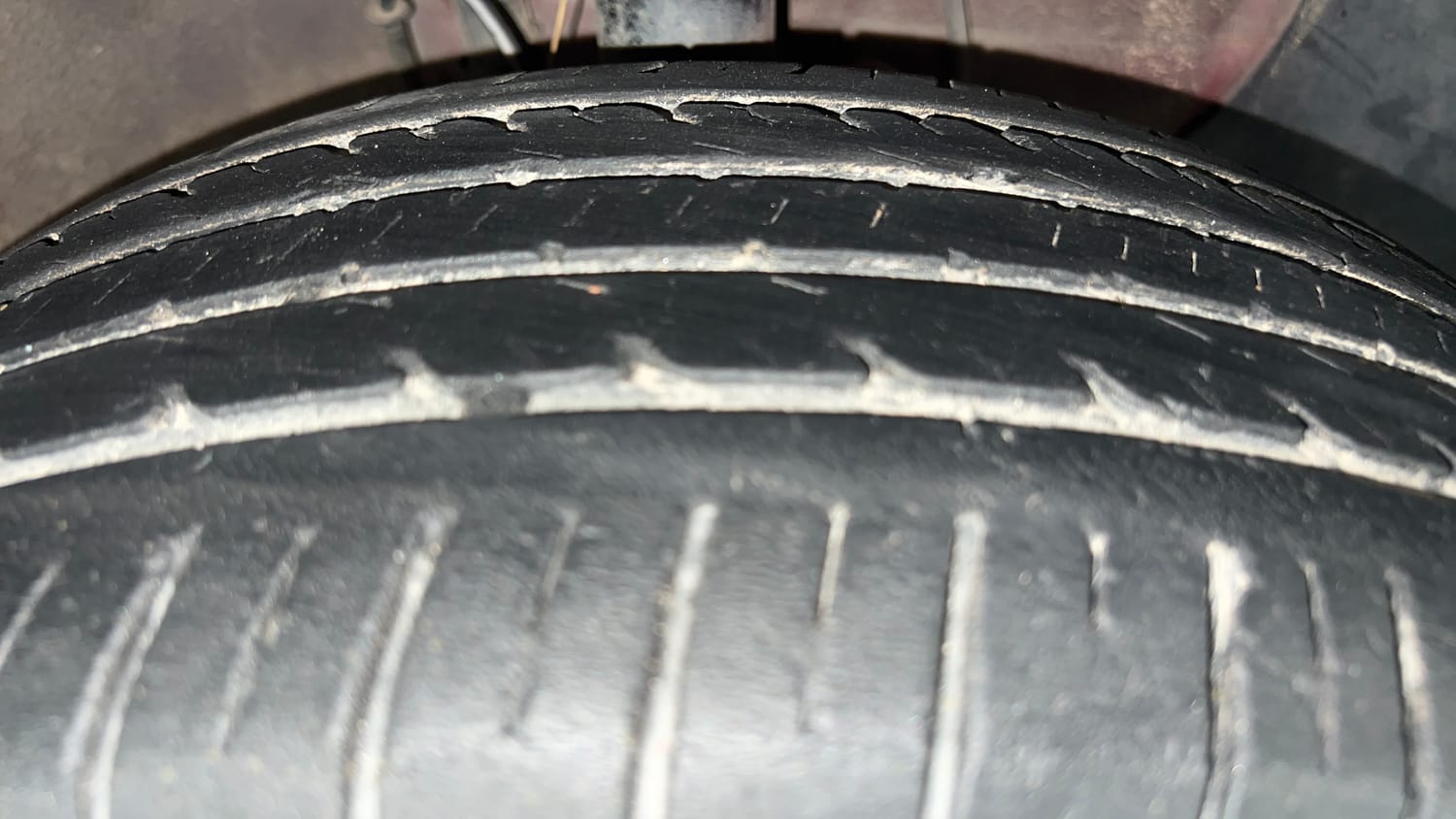 Used 2017 Hyundai Elite i20 Asta 1.2 Petrol Manual tyres RIGHT FRONT TYRE TREAD VIEW